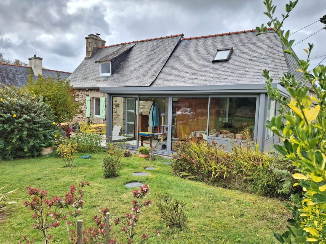 Nouvelle Véranda à Penvénan (30 min de St Brieuc) – Un Espace de Vie Lumineux