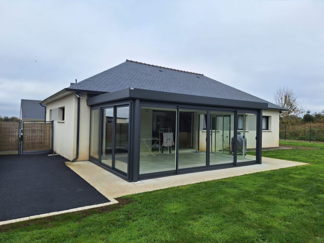 Belle Véranda de 24 m² à Morlaix, une Véritable Extension de Vie